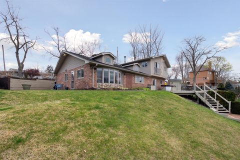 3562 LAKEVIEW Drive Highland Charter Township MI 48356