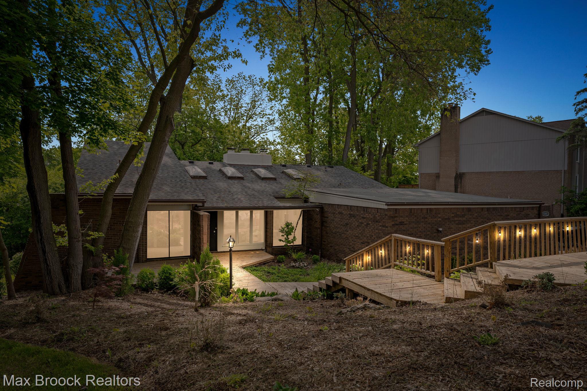 4355 Middleton Drive