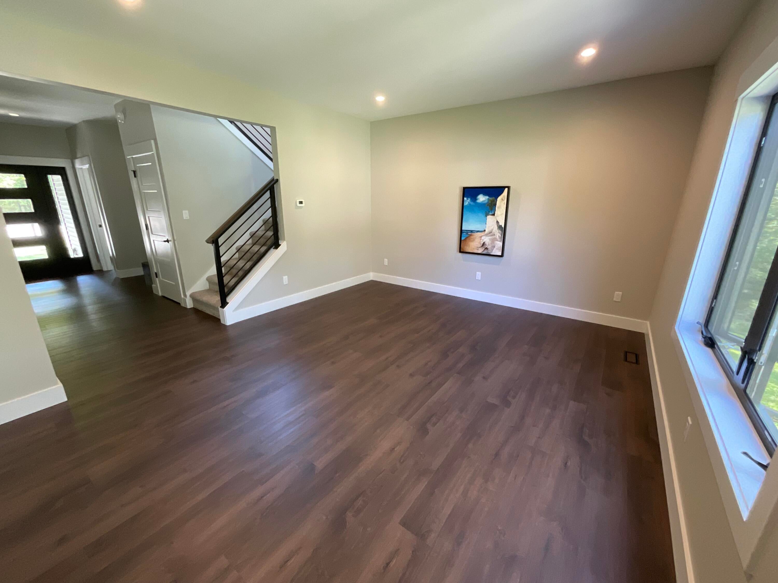 1418 Blue Star Highway