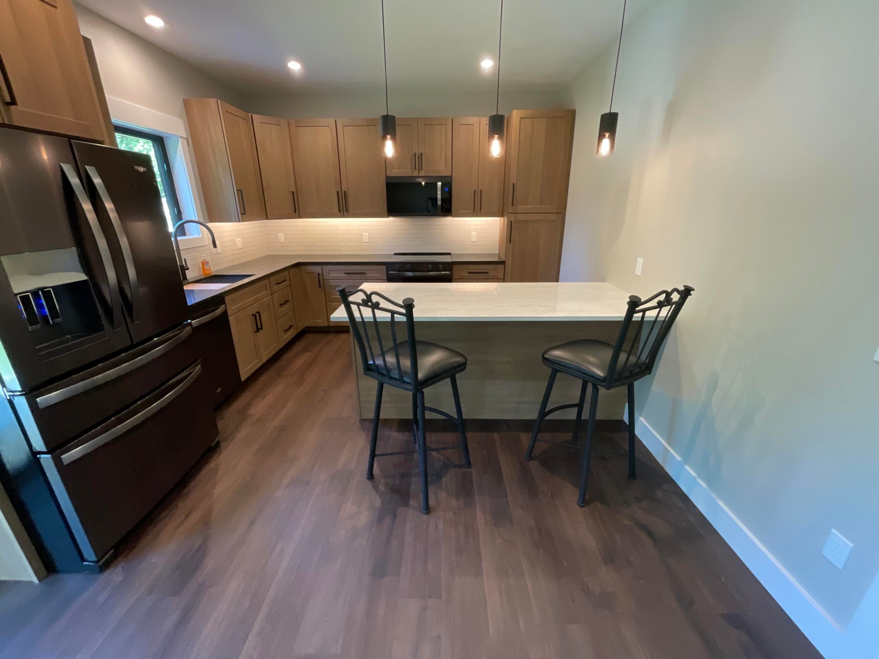 1418 Blue Star Highway