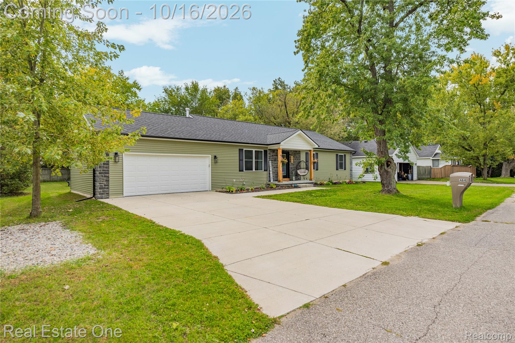 485 W Beechdale Street W