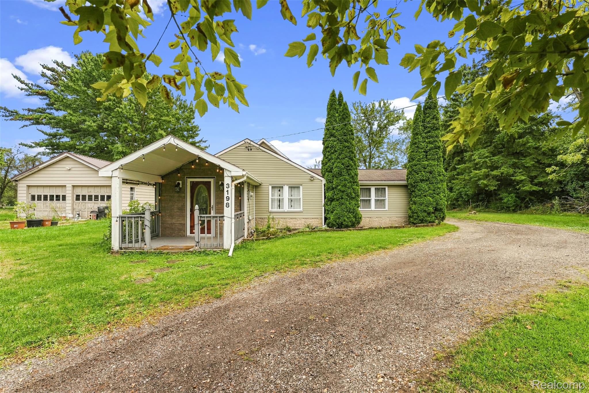 3198 E Grand Blanc Road