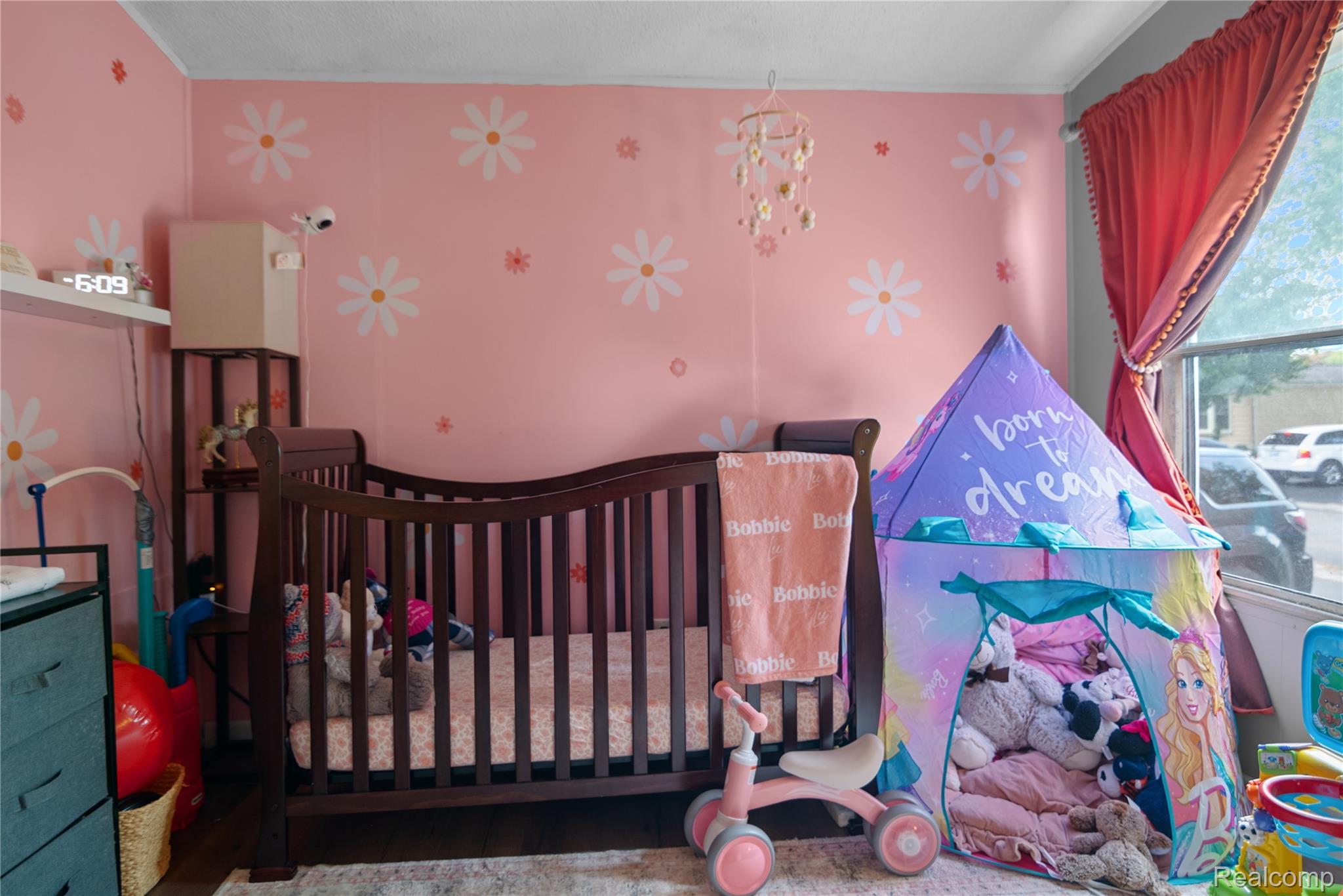 Auburn Hills City, Michigan 48326, United States, 3 Bedrooms Bedrooms, ,2 BathroomsBathrooms,Residential,Active,209187