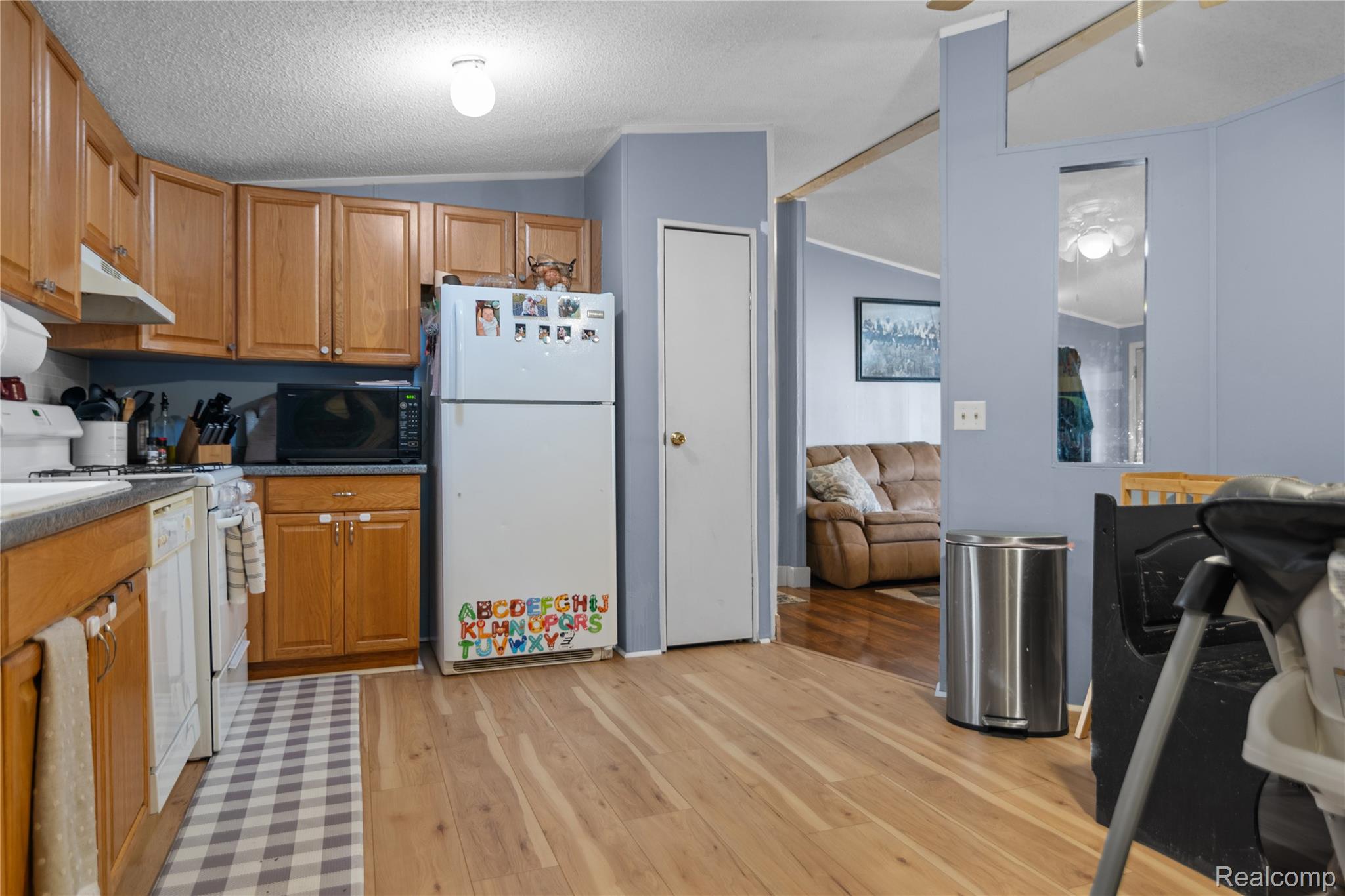 Auburn Hills City, Michigan 48326, United States, 3 Bedrooms Bedrooms, ,2 BathroomsBathrooms,Residential,Active,209187