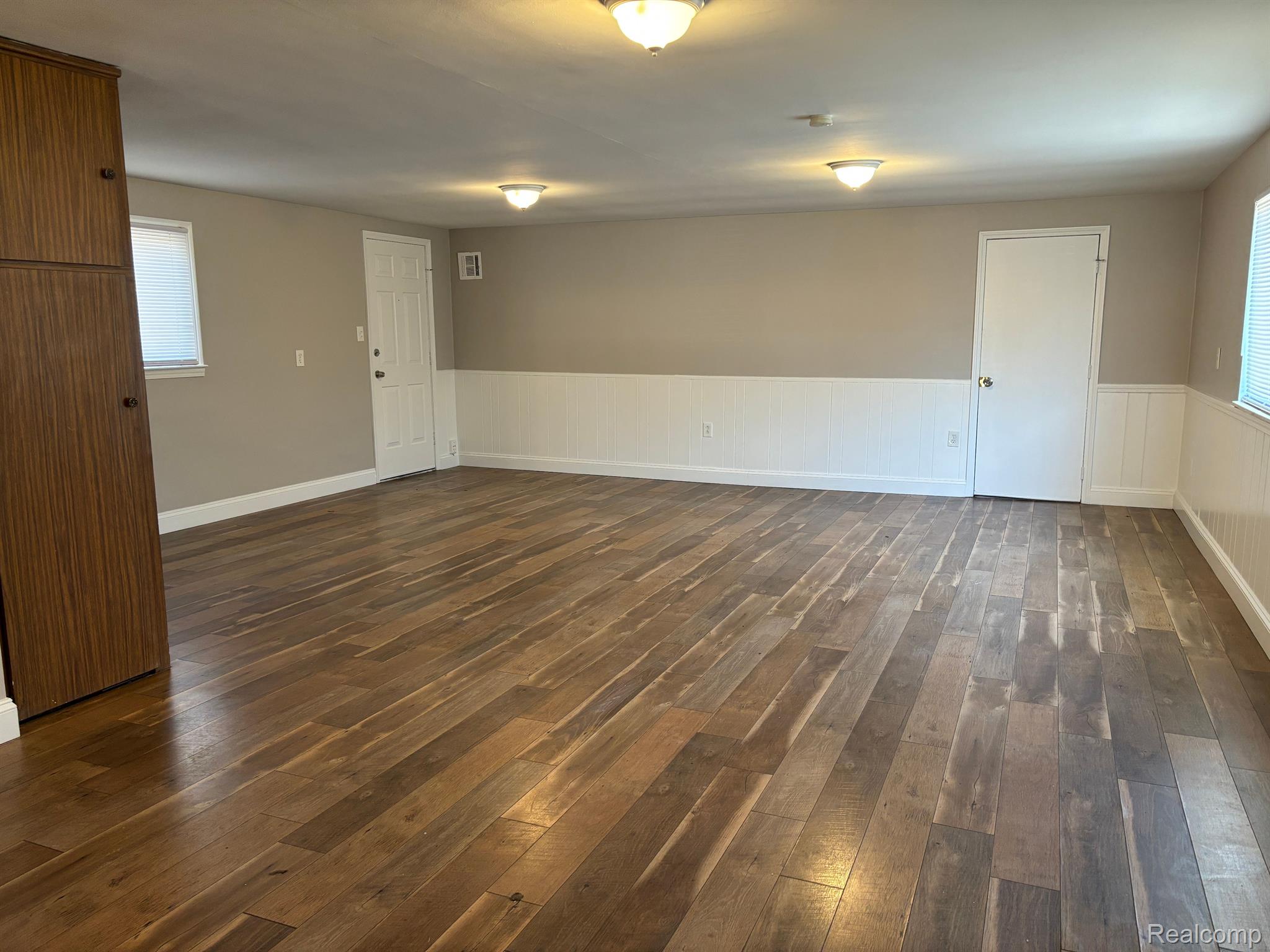 1333 E George Avenue