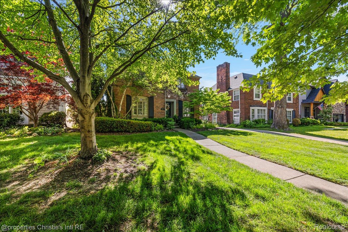 1257 Audubon Road