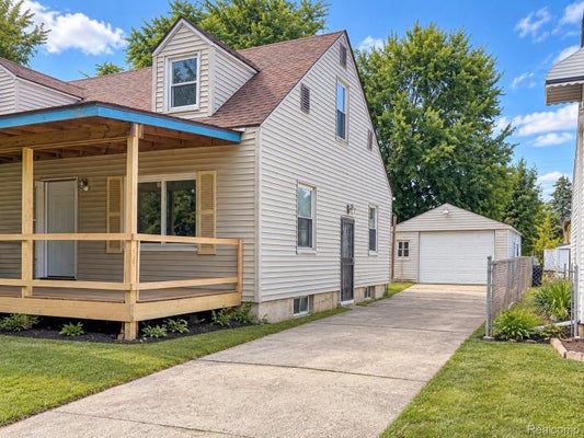 640 CRAWFORD ST, FLINT, MI 48507 - Image 2e8eeb4dc8429db22f27f3803a7fc4c4/4190451719