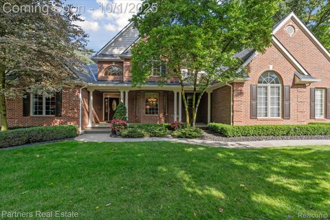 8044 Alta Vista Drive Hamburg Township MI 48169
