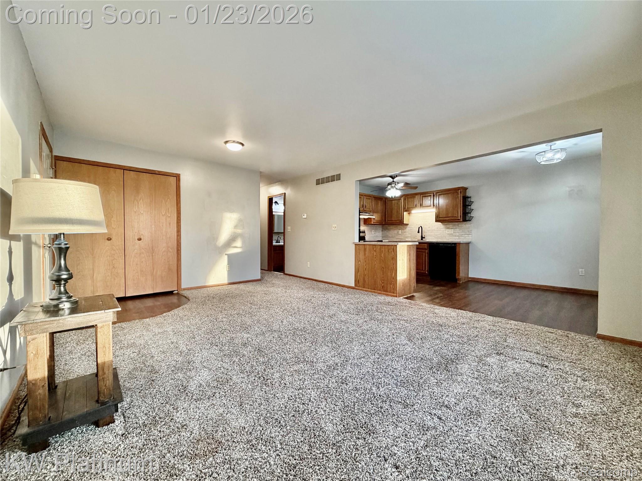 275 Maywood Street 12