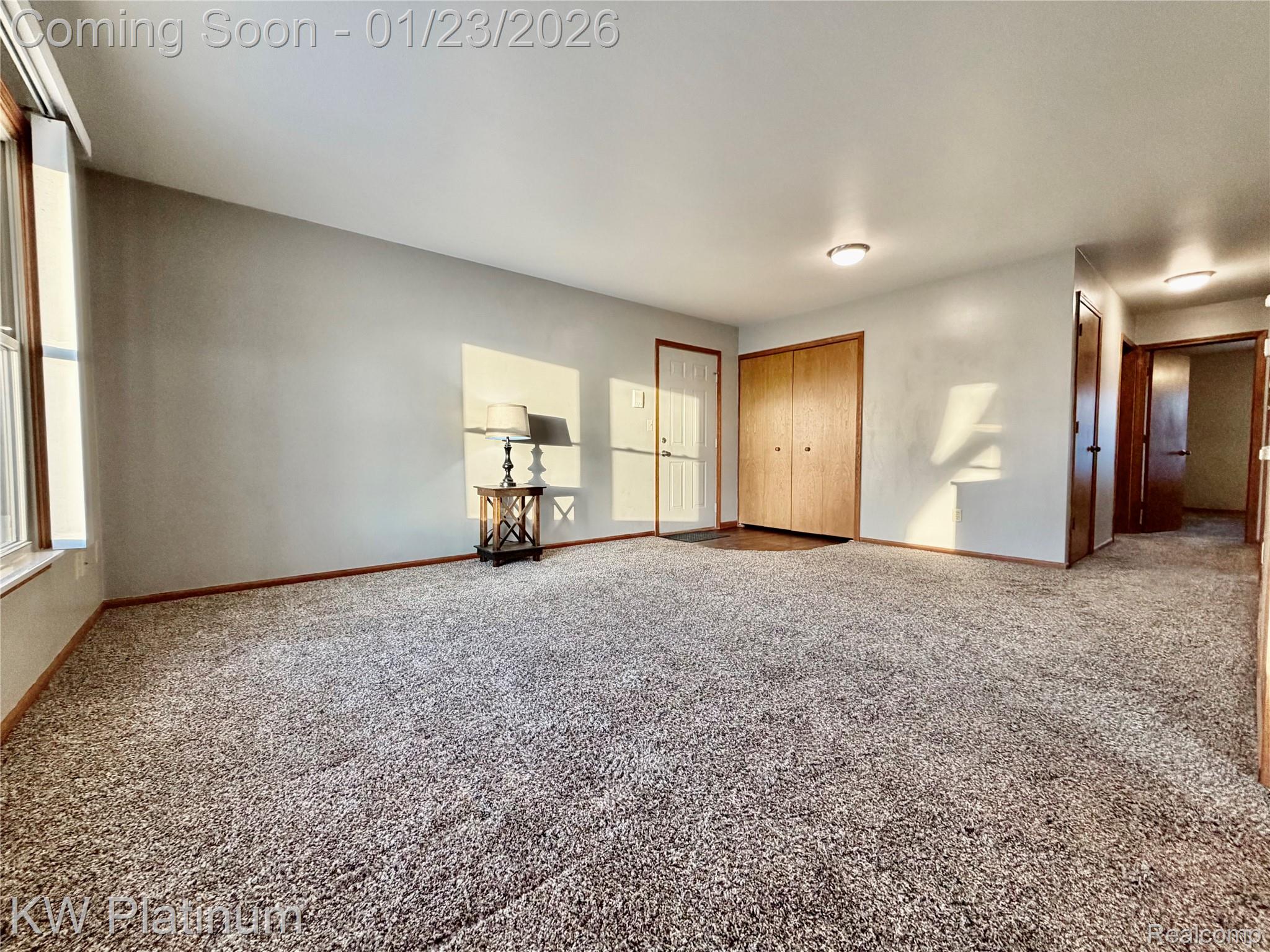 275 Maywood Street 12