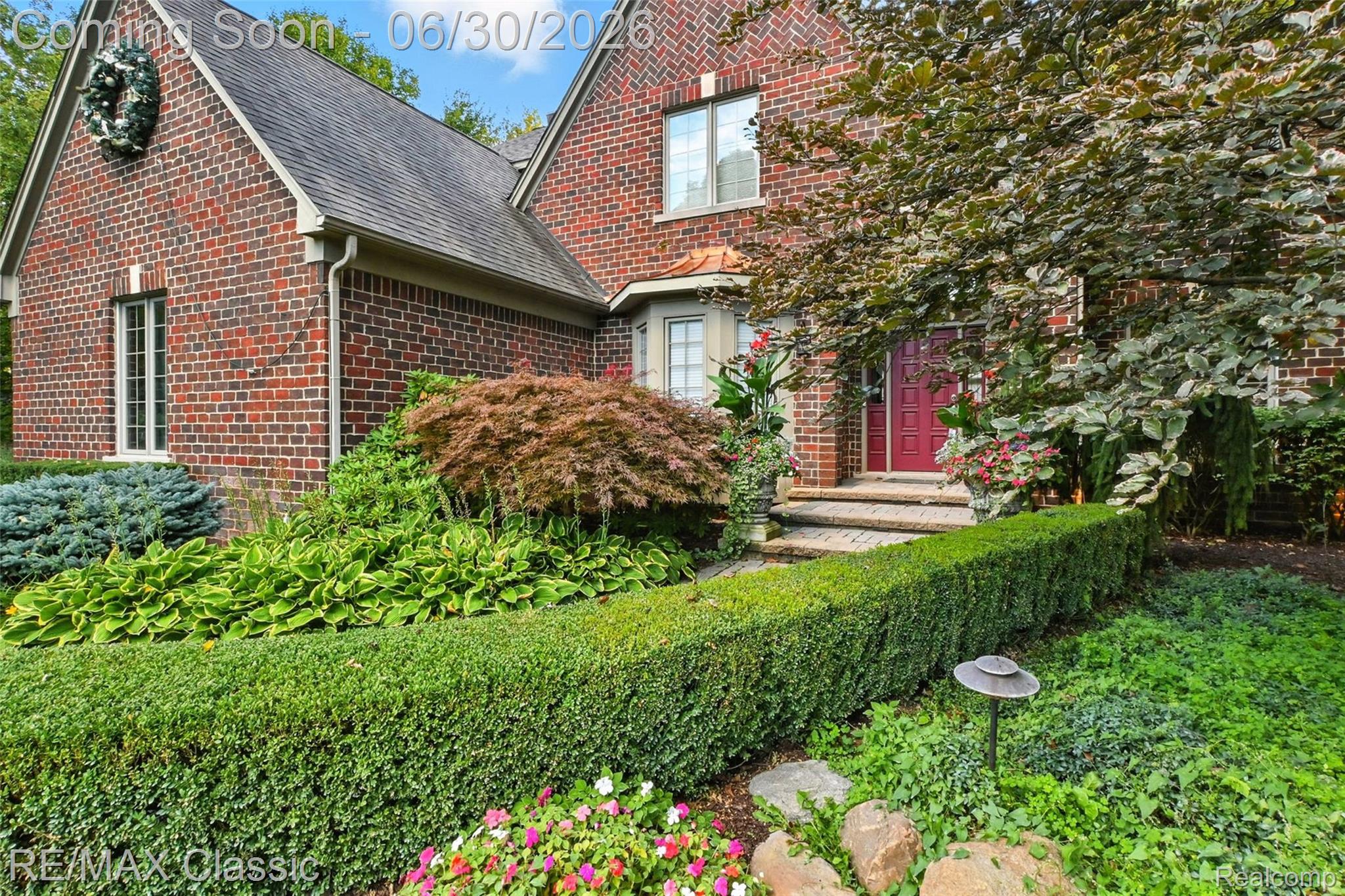 8033 Pine Ridge Court
