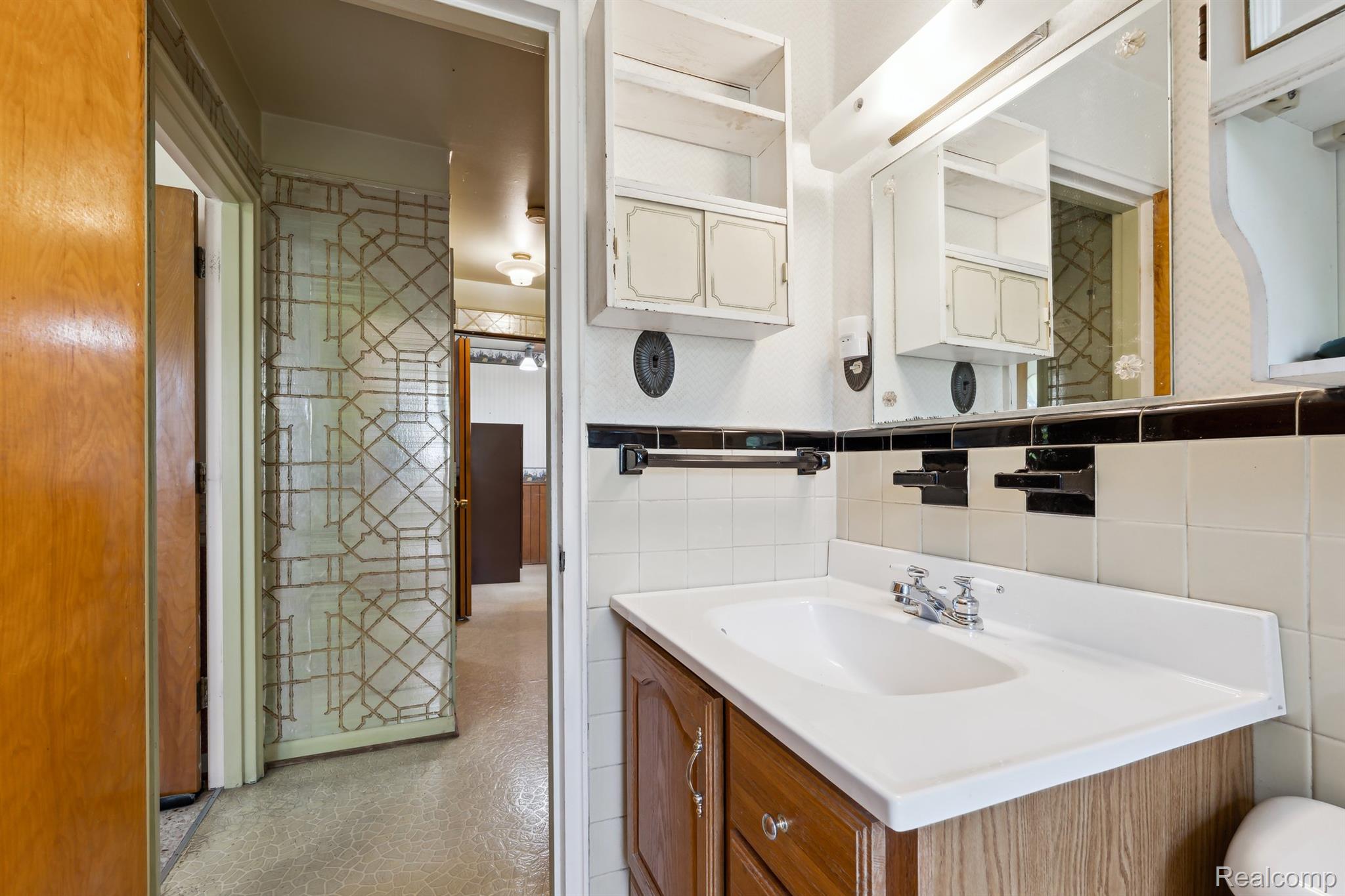 Clawson City, Michigan 48017, United States, 3 Bedrooms Bedrooms, ,1 BathroomBathrooms,Residential,Active,178656