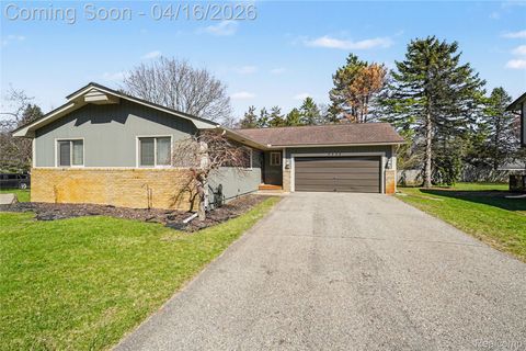 5238 Kristi Lane Commerce Charter Township MI 48382