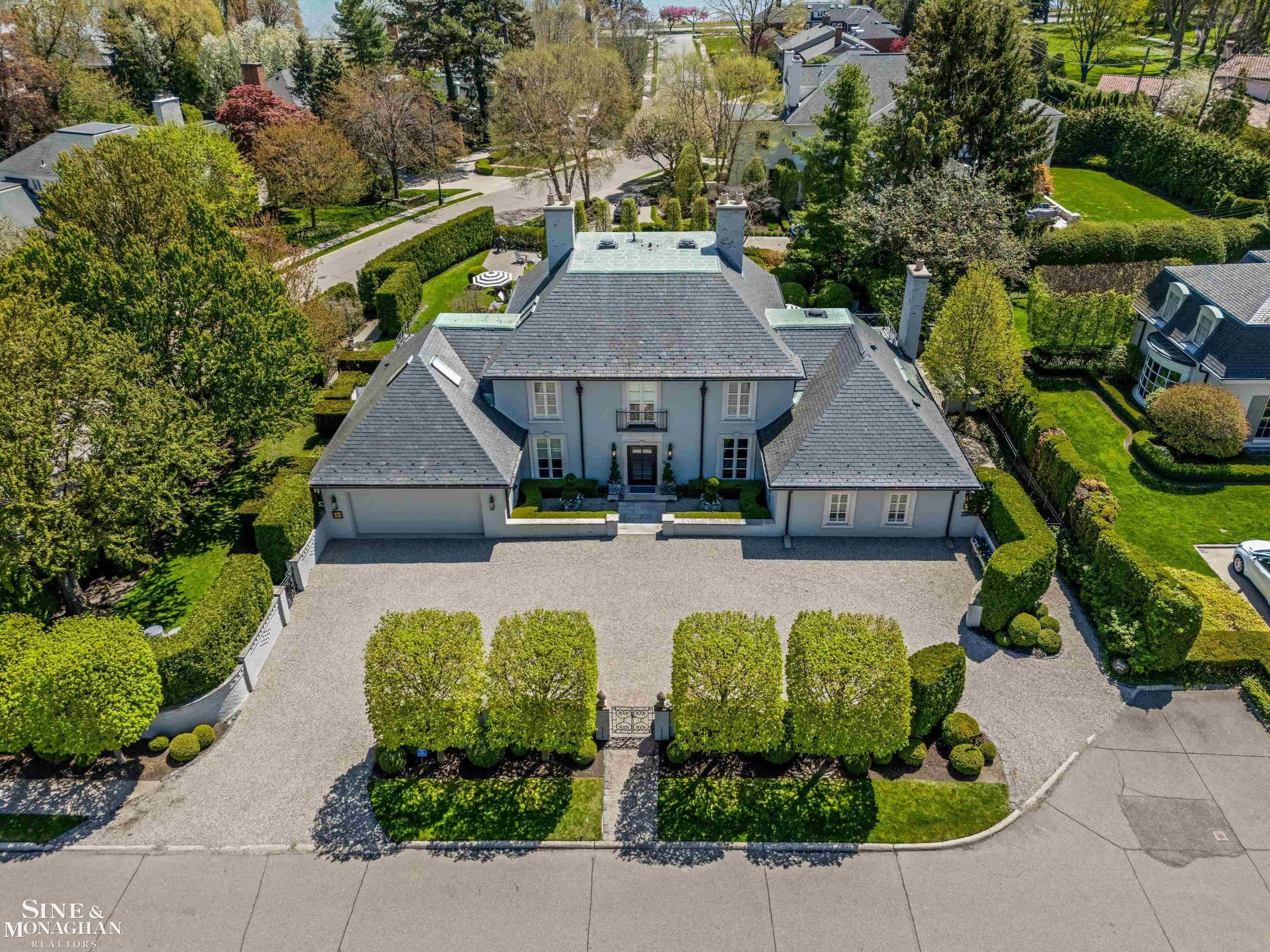 65 Tonnancour Place