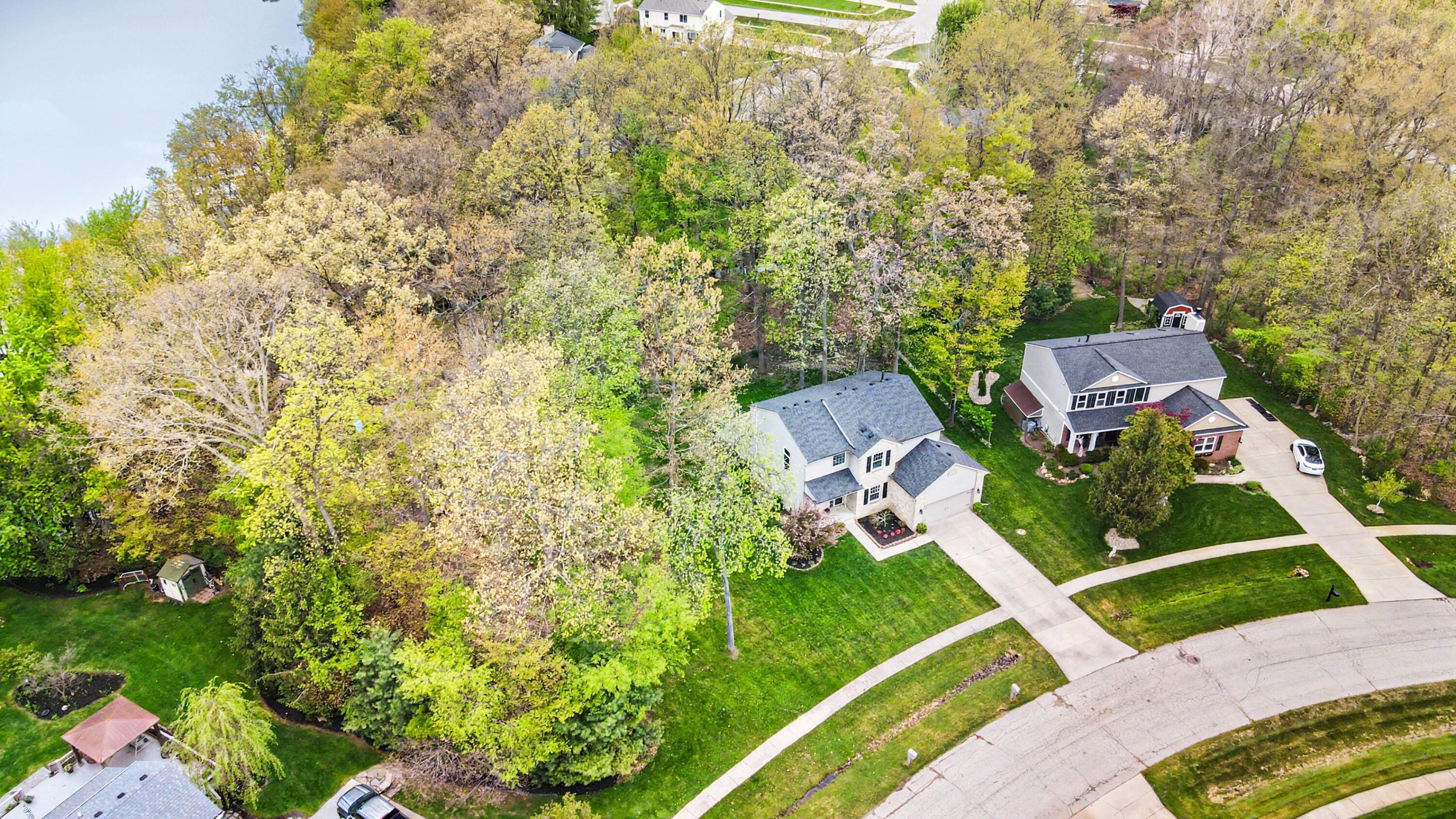9410 Sandlewood Drive