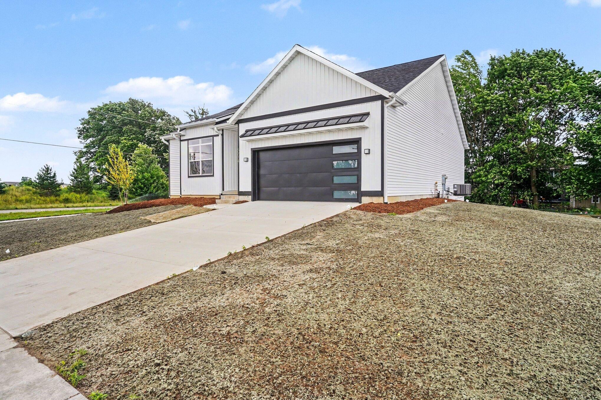 5214 Margot Lane