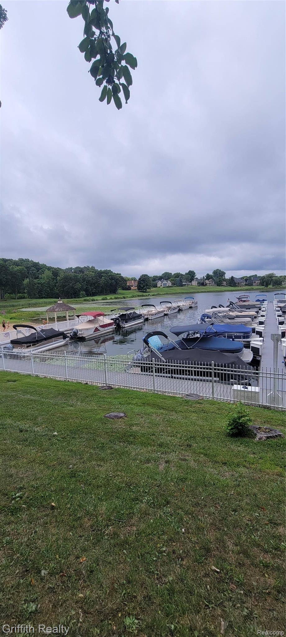 Unit #43 Oak Pointe Marina