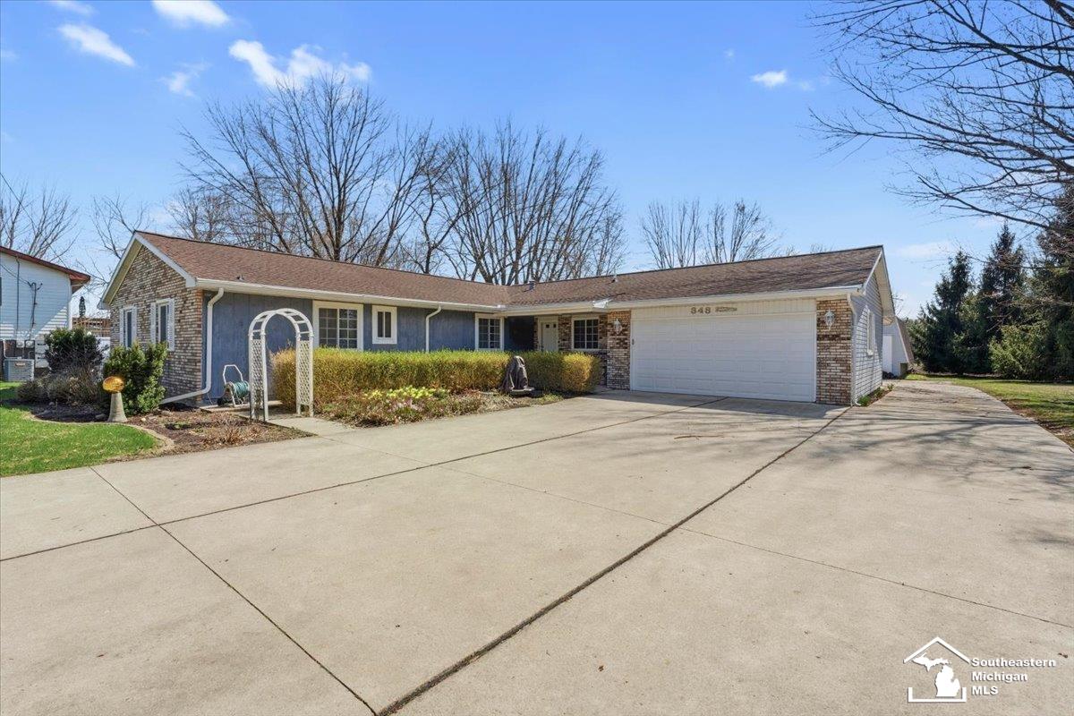 348 Bellers Court