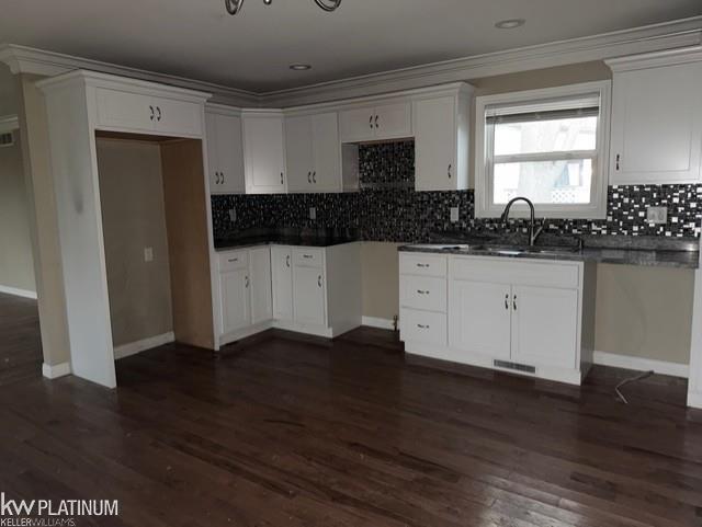 70350 N Main Street