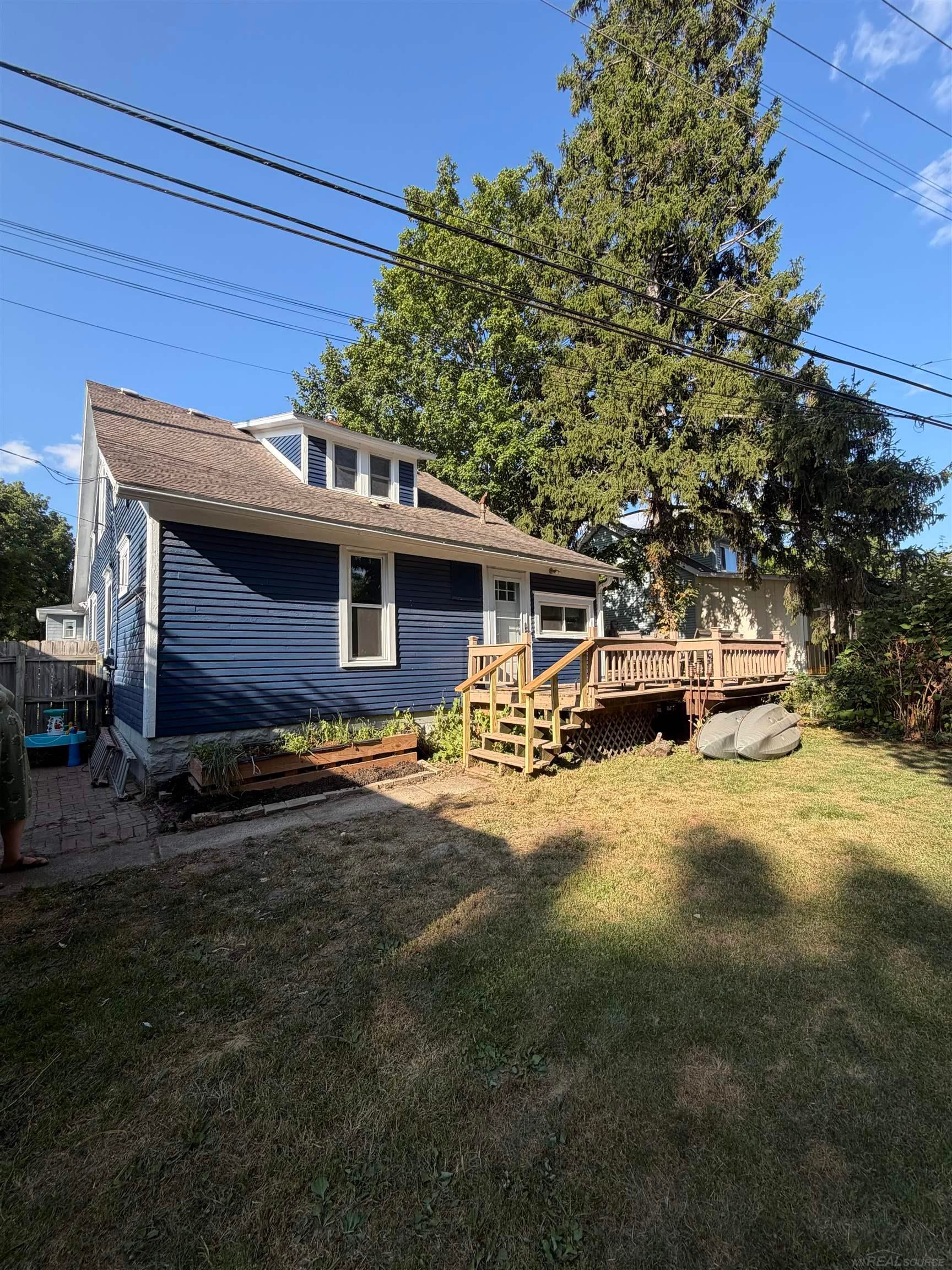 302 High Street