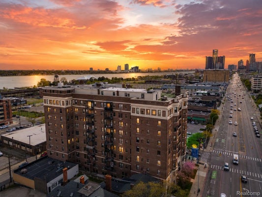 2900 E JEFFERSON AVE # 602, DETROIT, MI 48207 - Image 2ee0ea65ed3de7703e63814e5d8a43c1/2231003153
