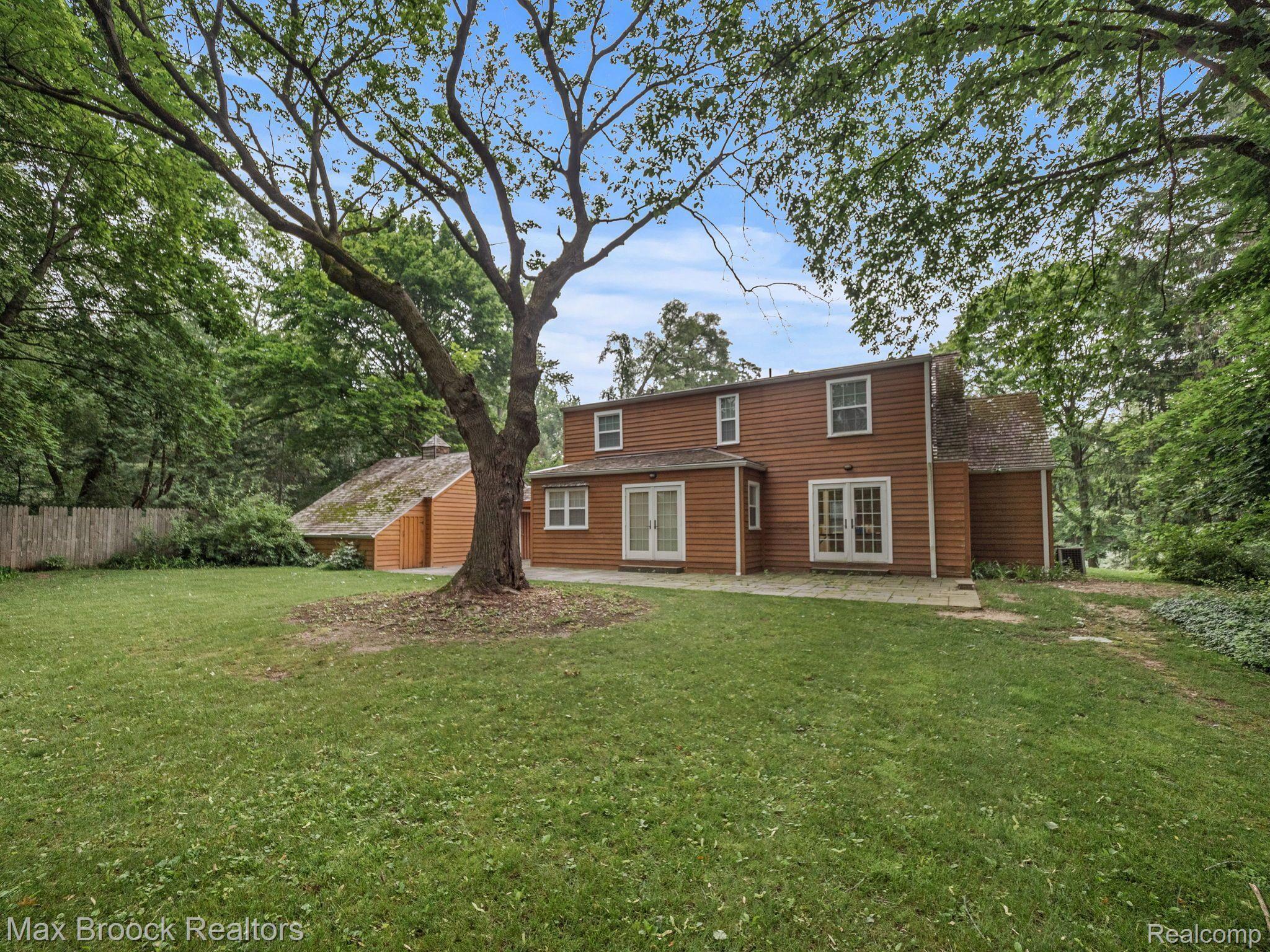27180 WELLINGTON Road