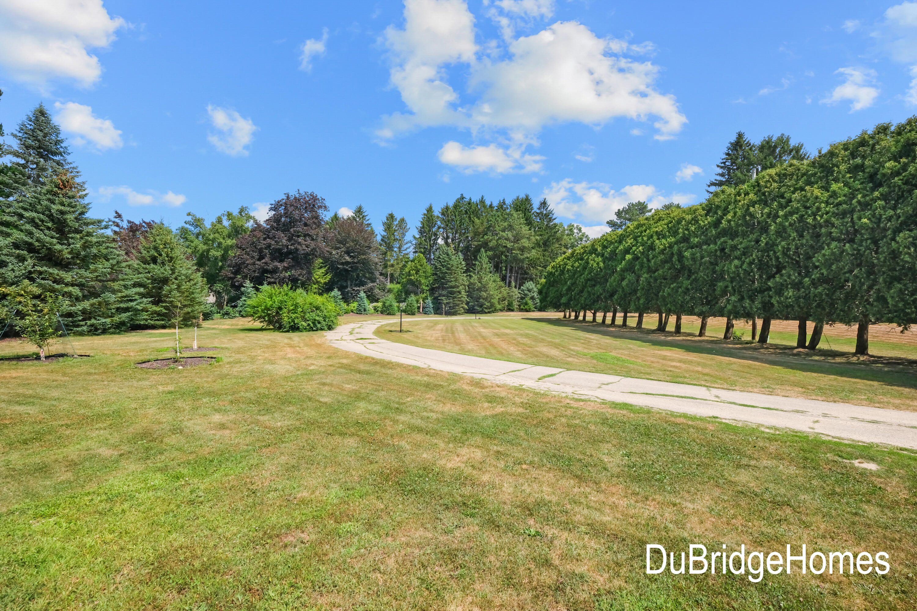 311 Honey Creek Avenue SE