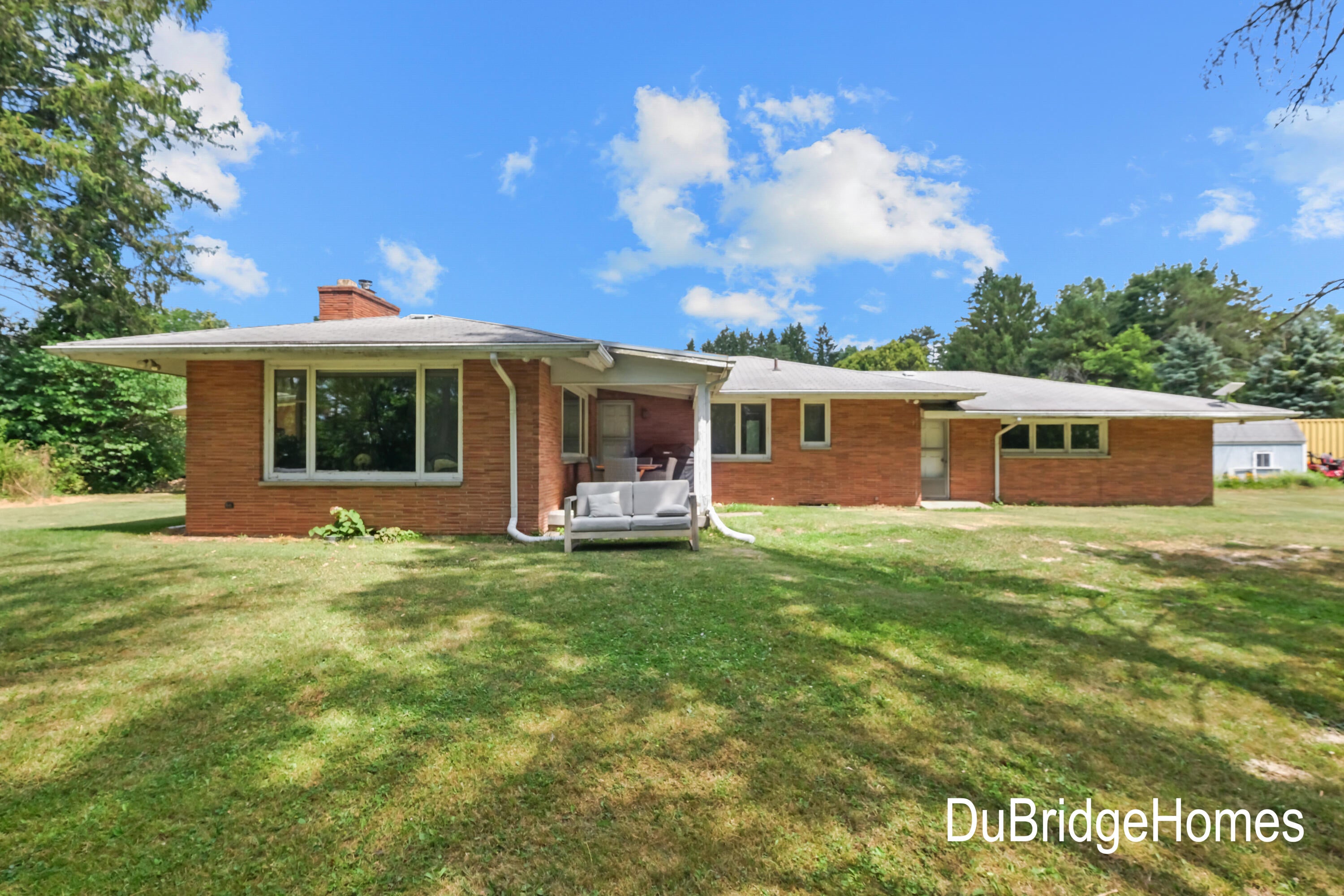311 Honey Creek Avenue SE