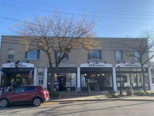 1178 BEACONSFIELD AVE APT 1, GROSSE POINTE PARK, MI 48230 - Image 2ee8549972fdbcbb1ac1ff7392b132da/4192580059