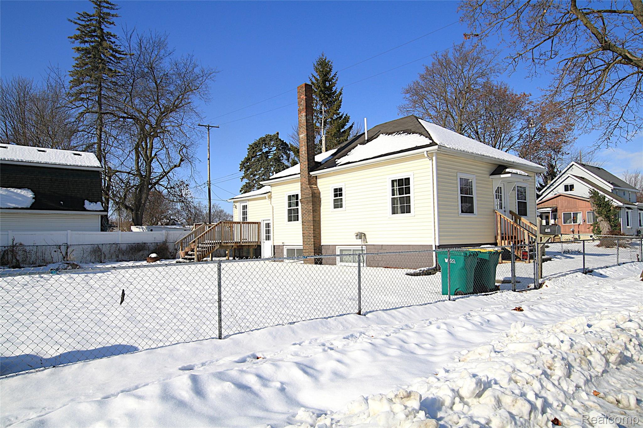 102 S Division Street