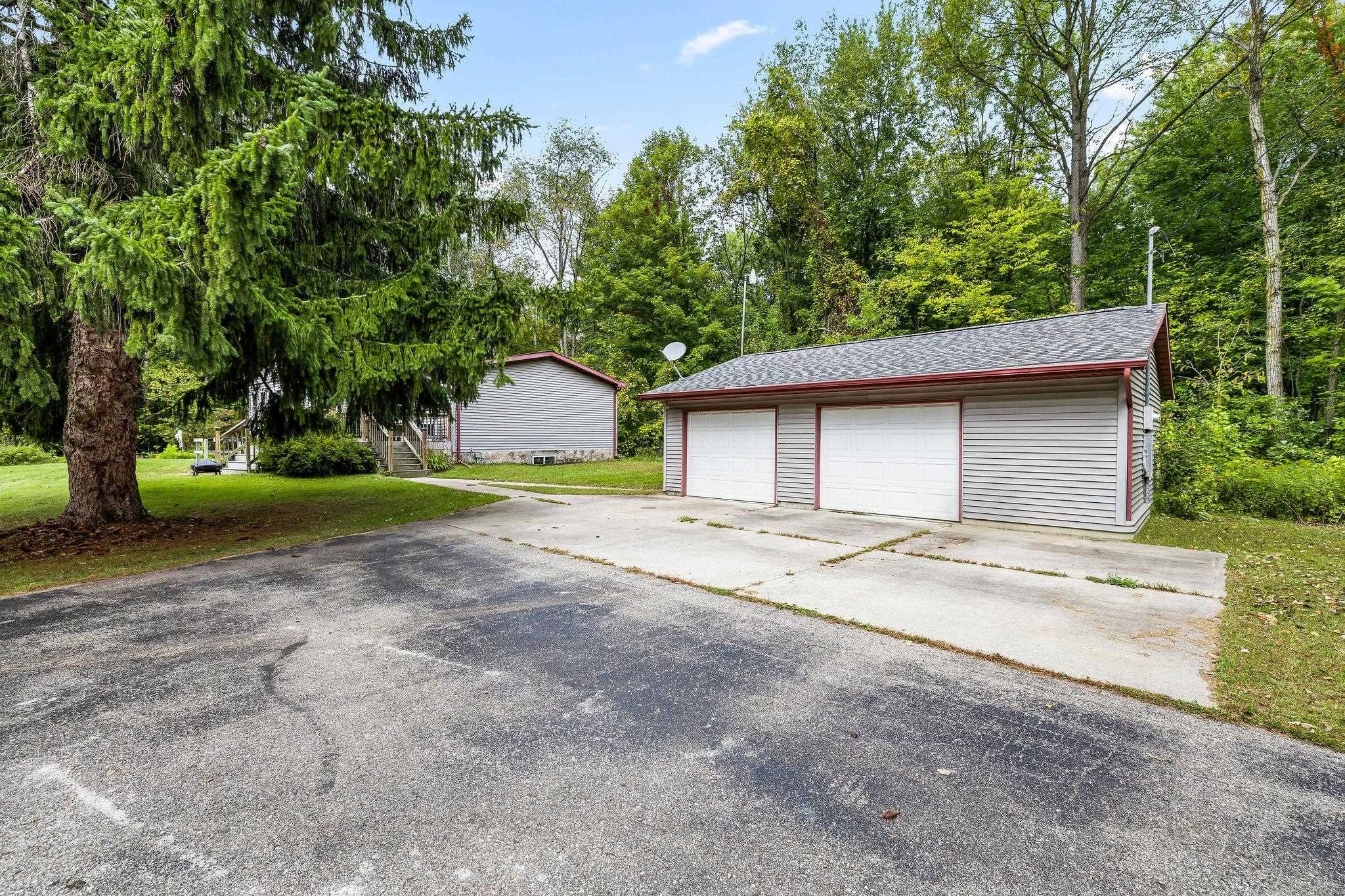 4812 SE County Line Road