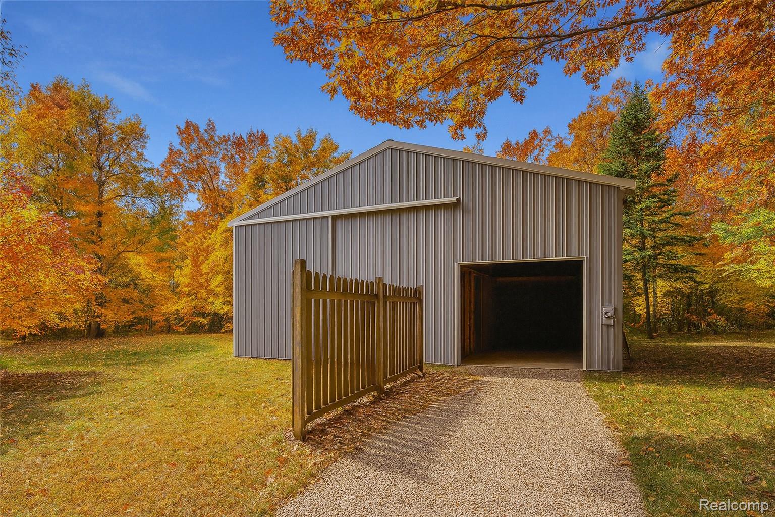 10121 Linden Road