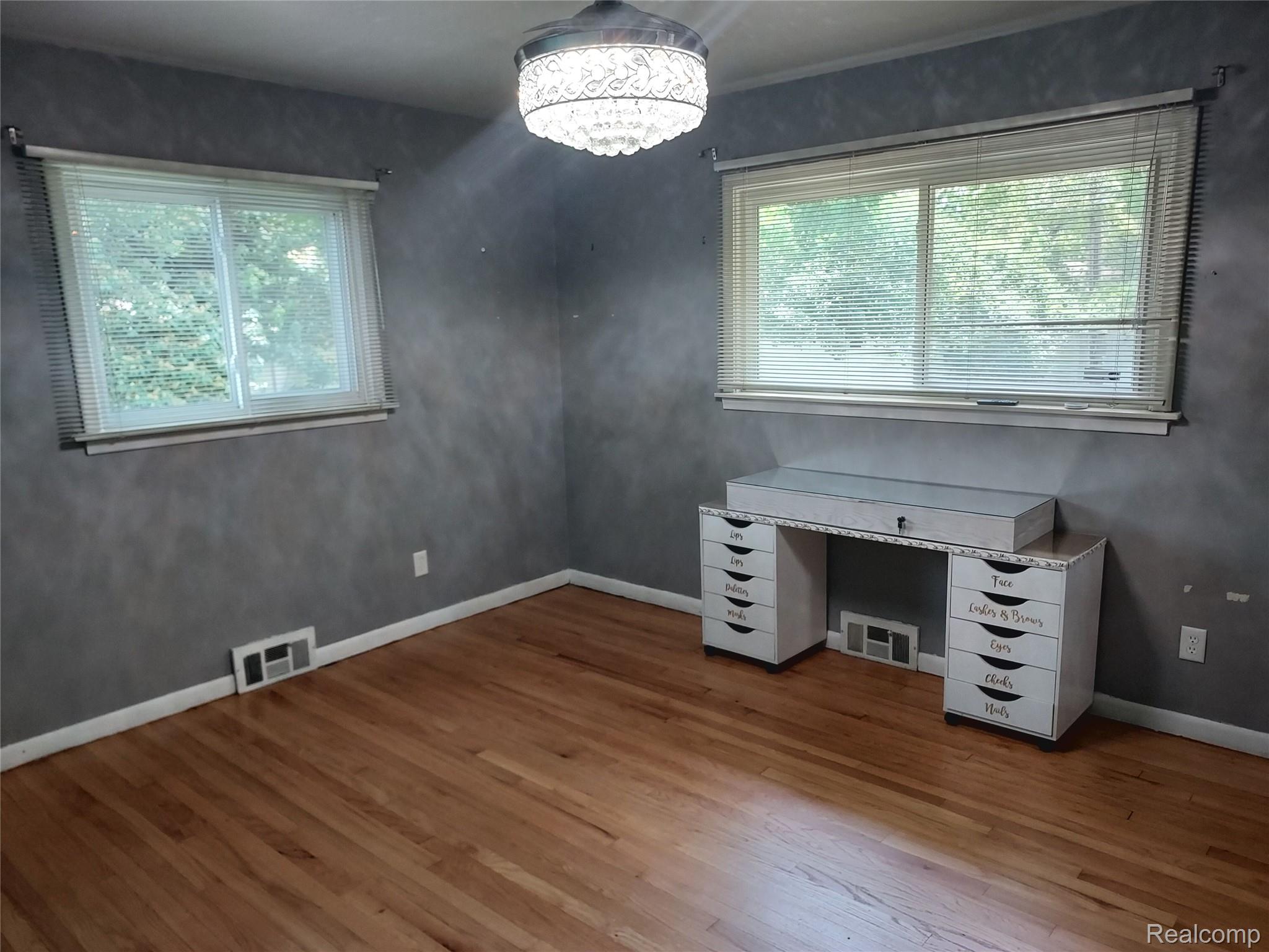 Southfield City, Michigan 48033, United States, 3 Bedrooms Bedrooms, ,2 BathroomsBathrooms,Residential,Active,141742