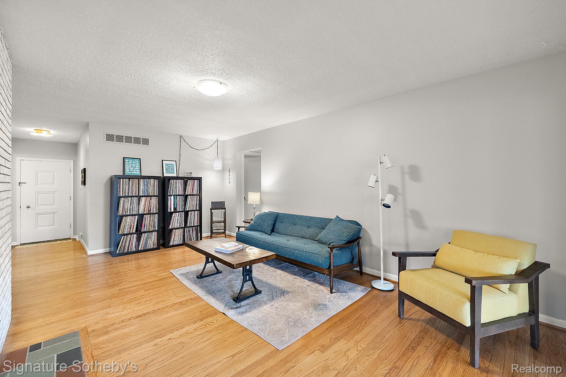 28830 Lorikay Street