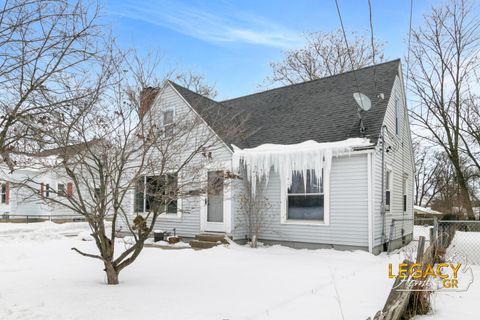 2926 Charlesgate Avenue SW Wyoming City MI 49509