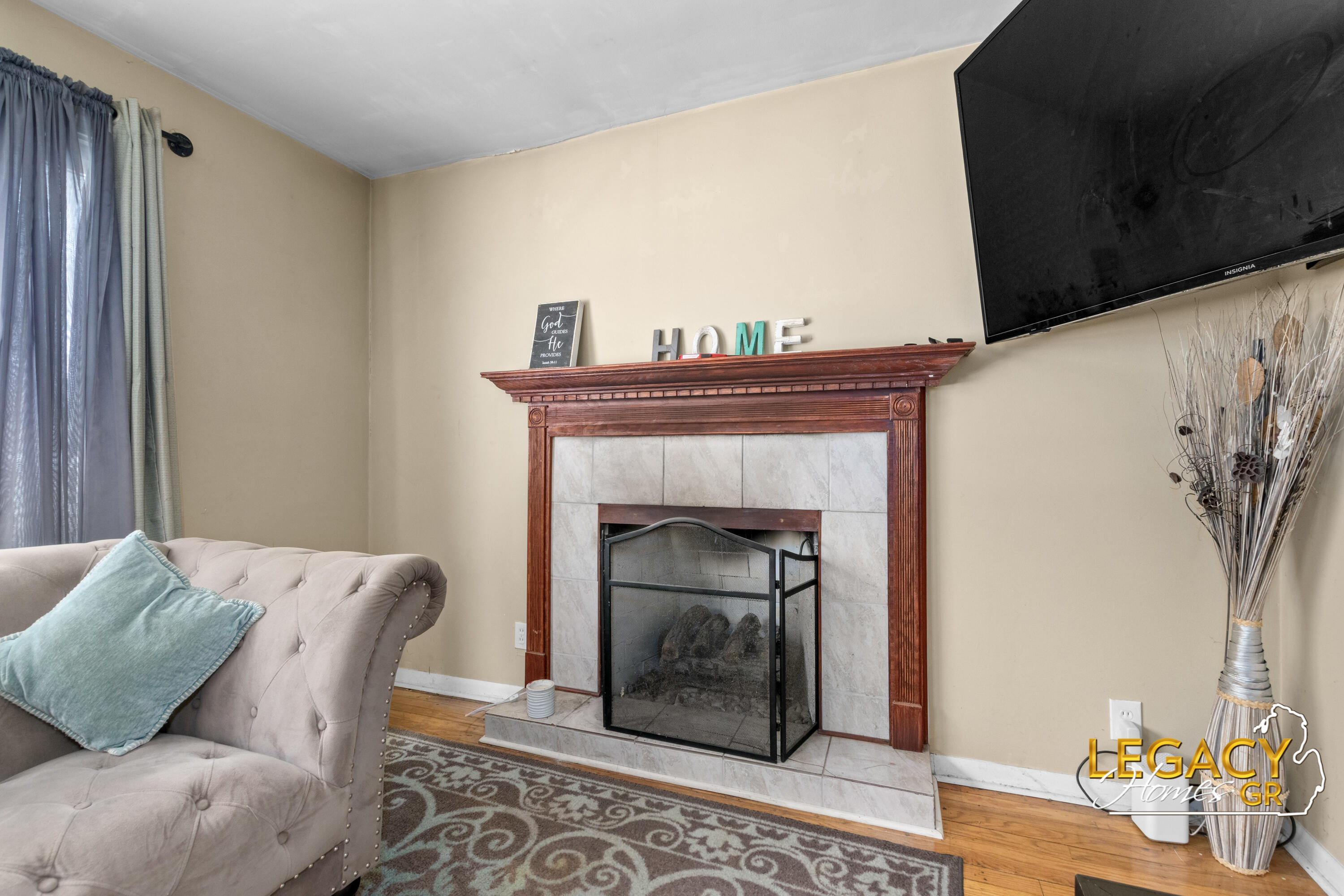 2926 Charlesgate Avenue SW