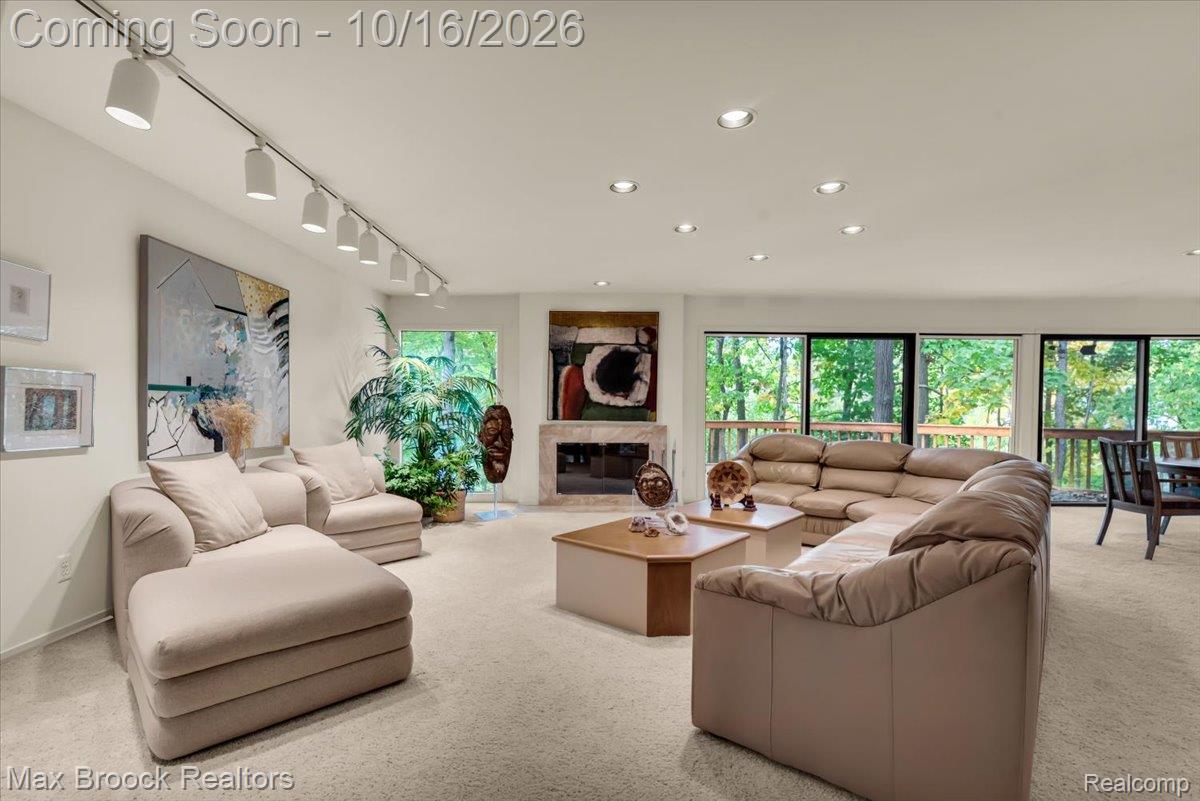 4929 Fairway Ridge Circle