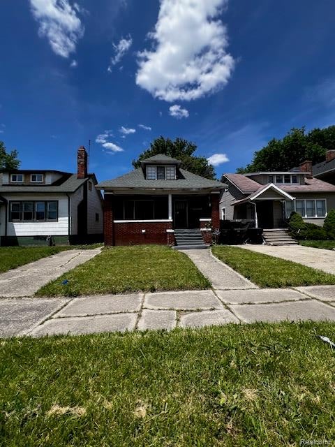 5544 Vancouver S Vancouver Street E