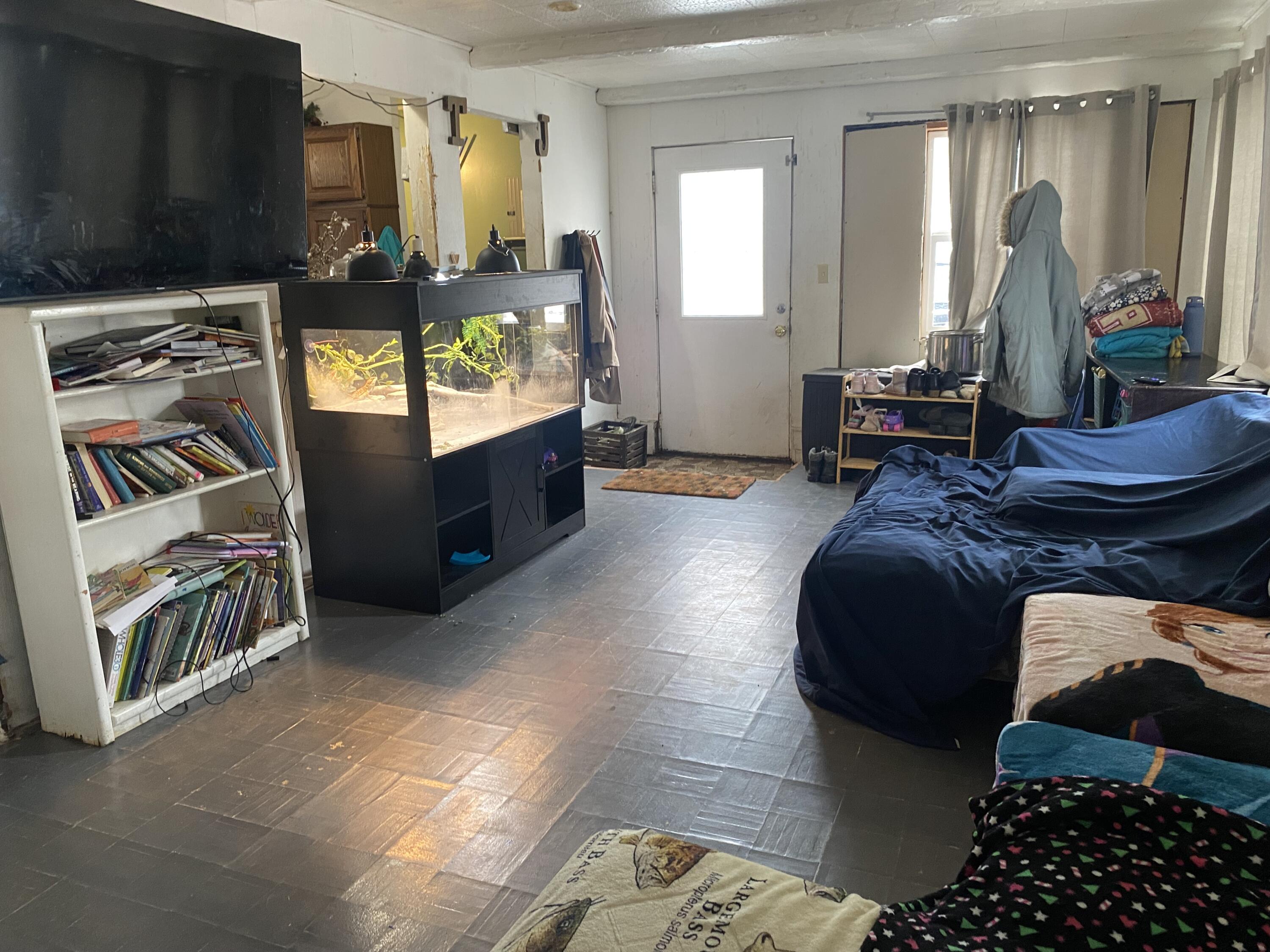 1324 Lawndale Avenue