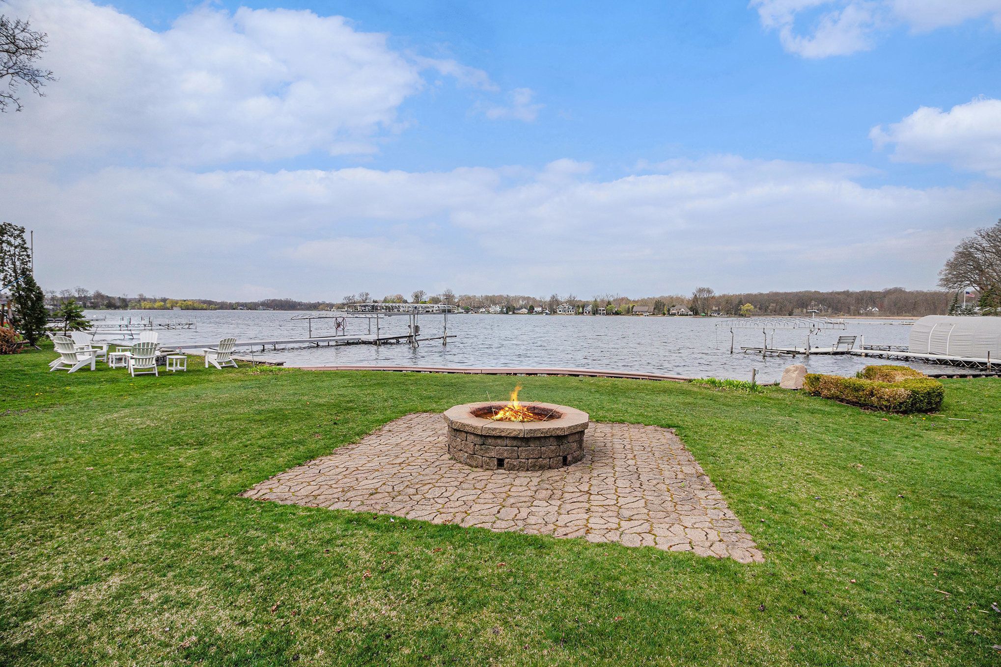 3836 HIGHCREST Drive