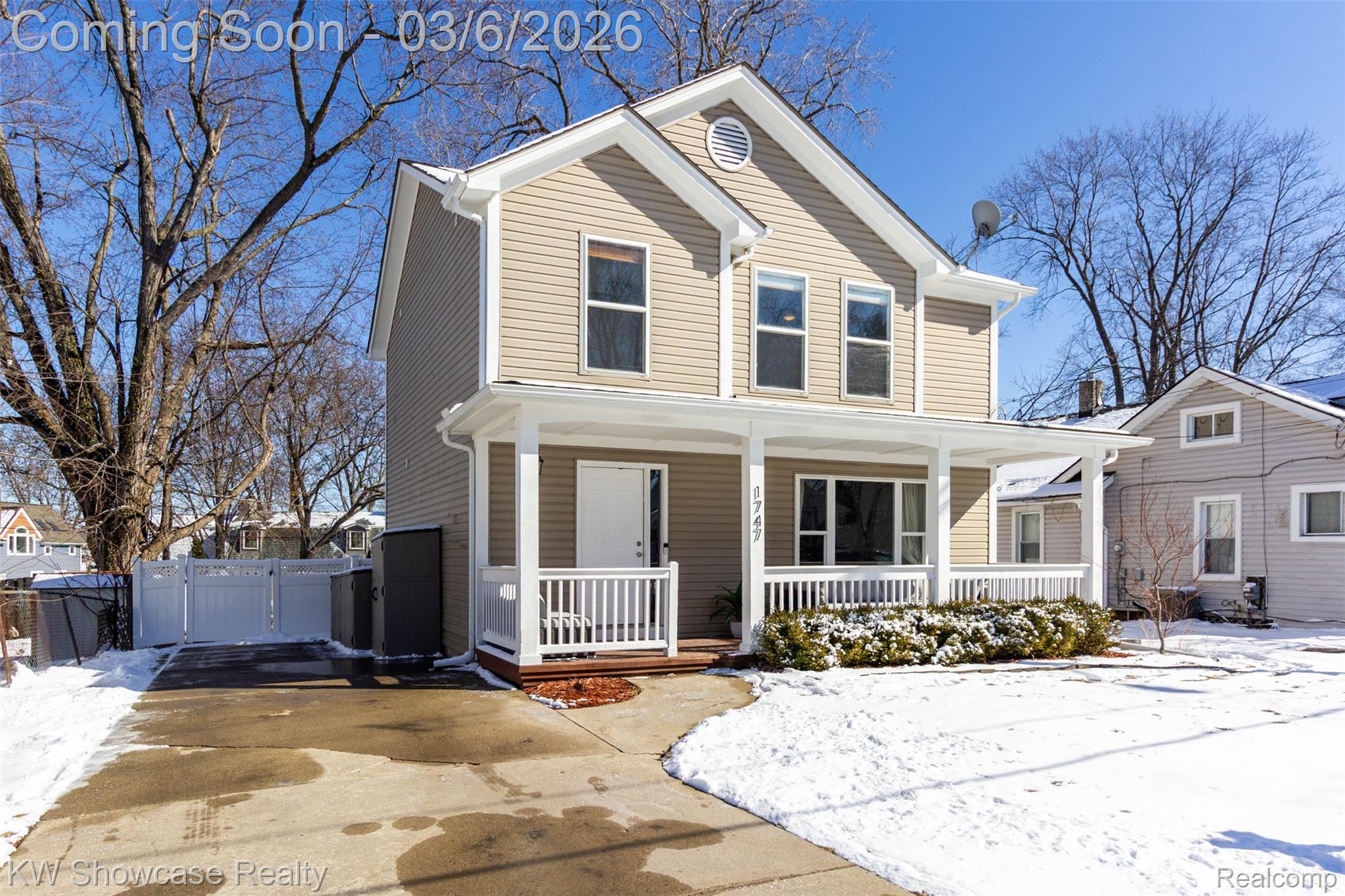 1747 Beechmont Street