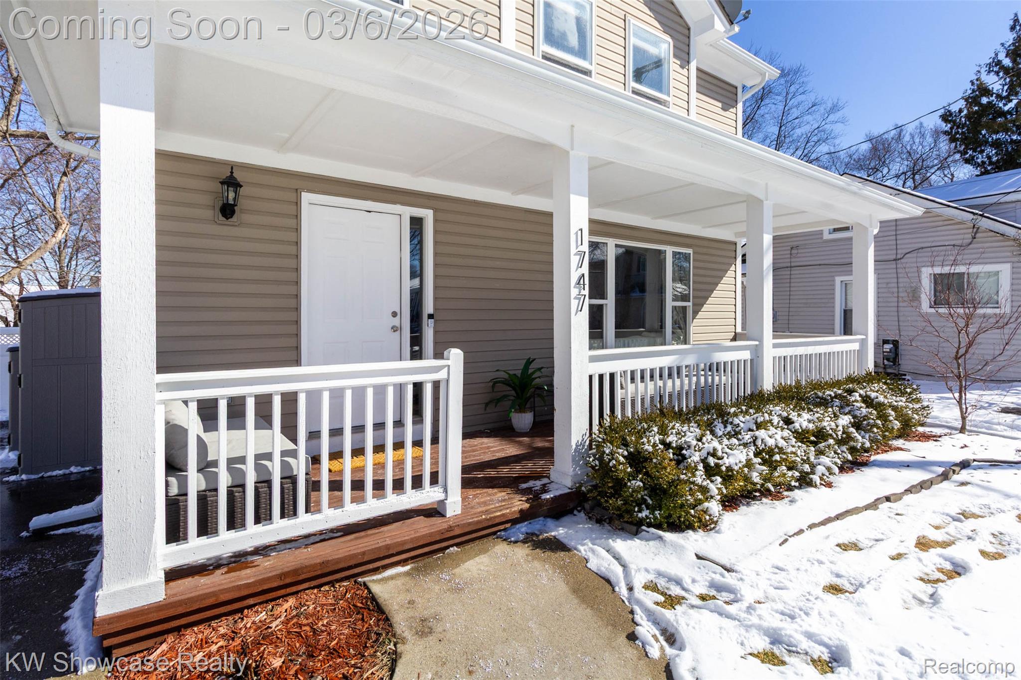 1747 Beechmont Street