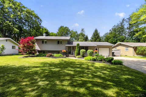 Photo of 2112 HillGrove Parkway, Midland City, MI 48642 (MLS # 61050211957)