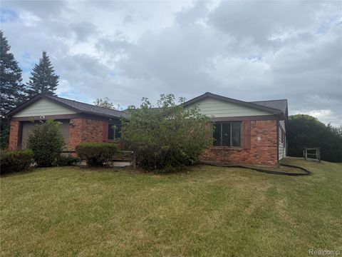 15505 HOEFT Road Van Buren Charter Township MI 48111