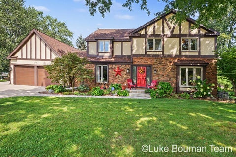 Photo of 1046 Alden Court, Holland City, MI 49423 (MLS # 71026047078)