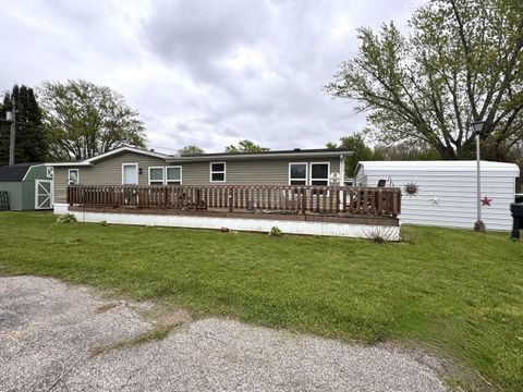 838 Mobile Boulevard Lot 15 Howard Township MI 49120