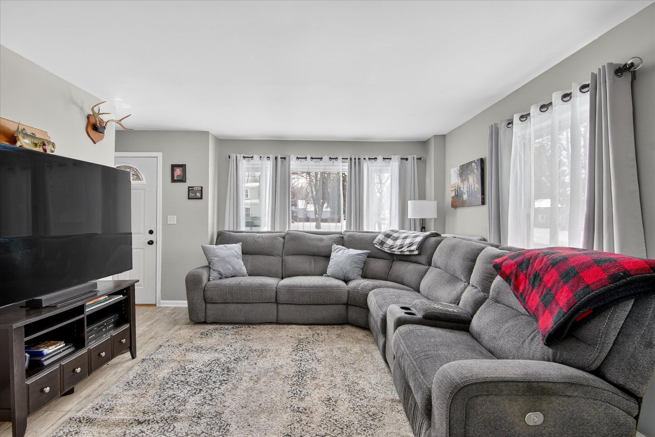 2318 Westminster Boulevard