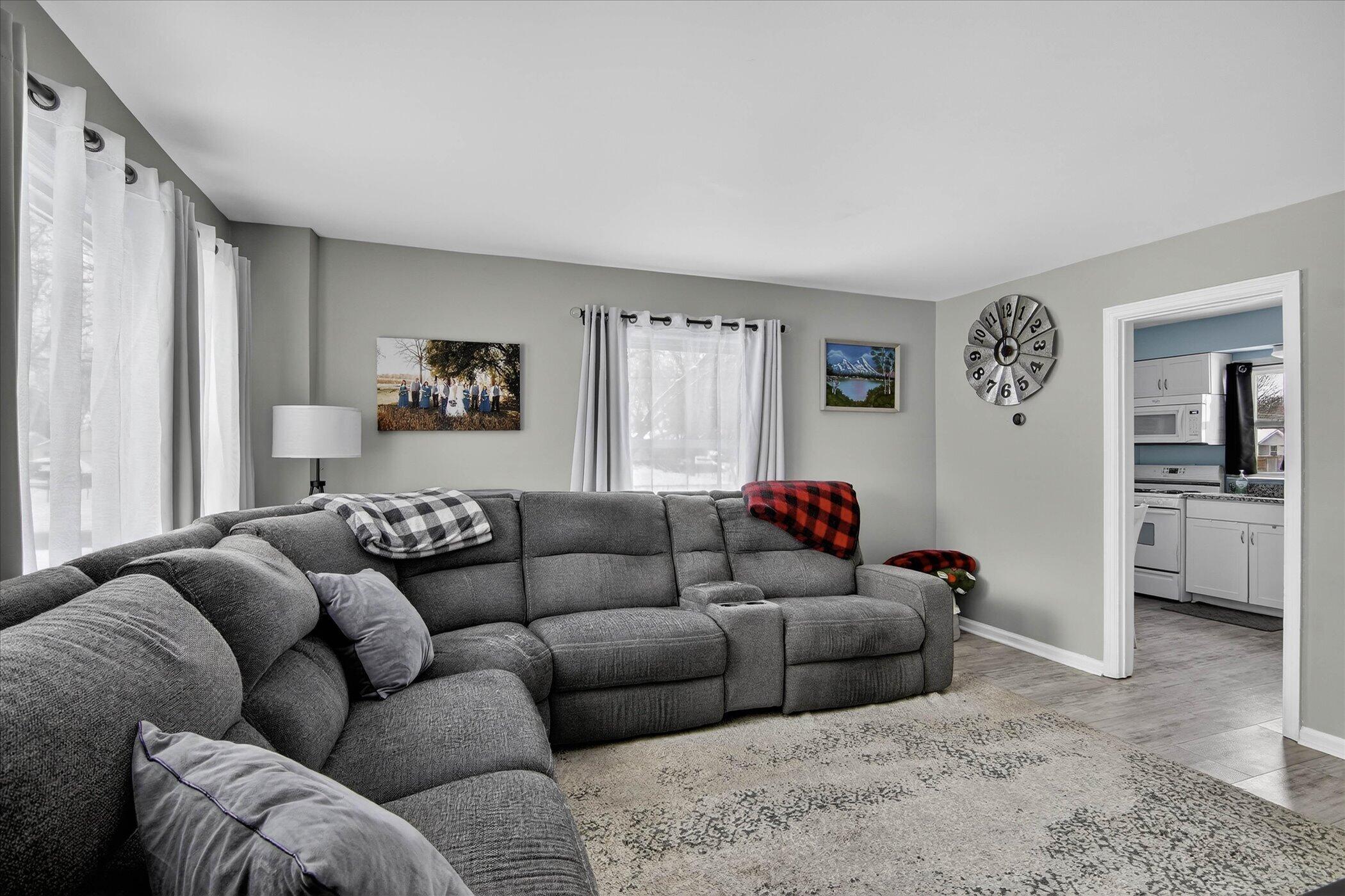 2318 Westminster Boulevard