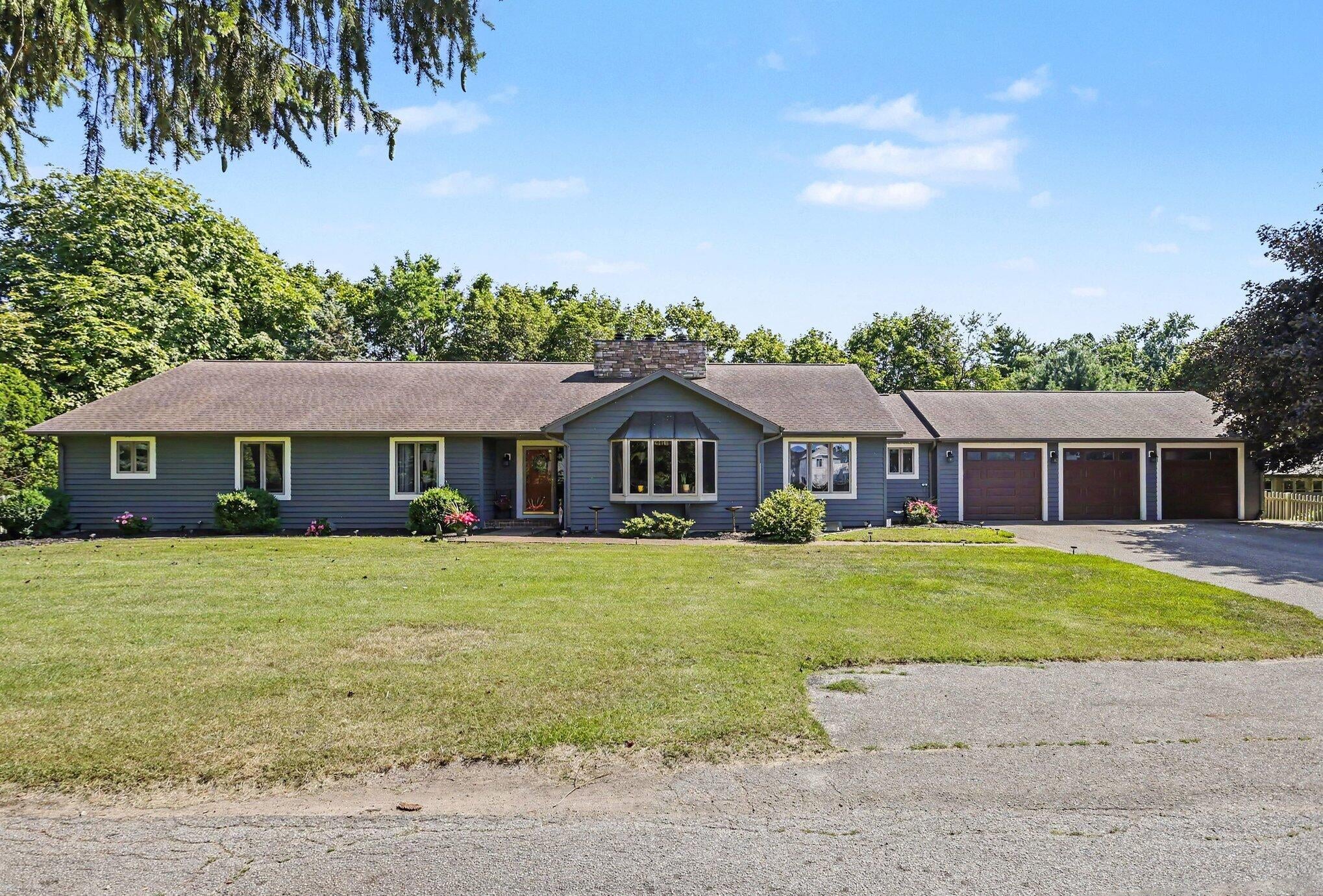 2390 Sycamore Path