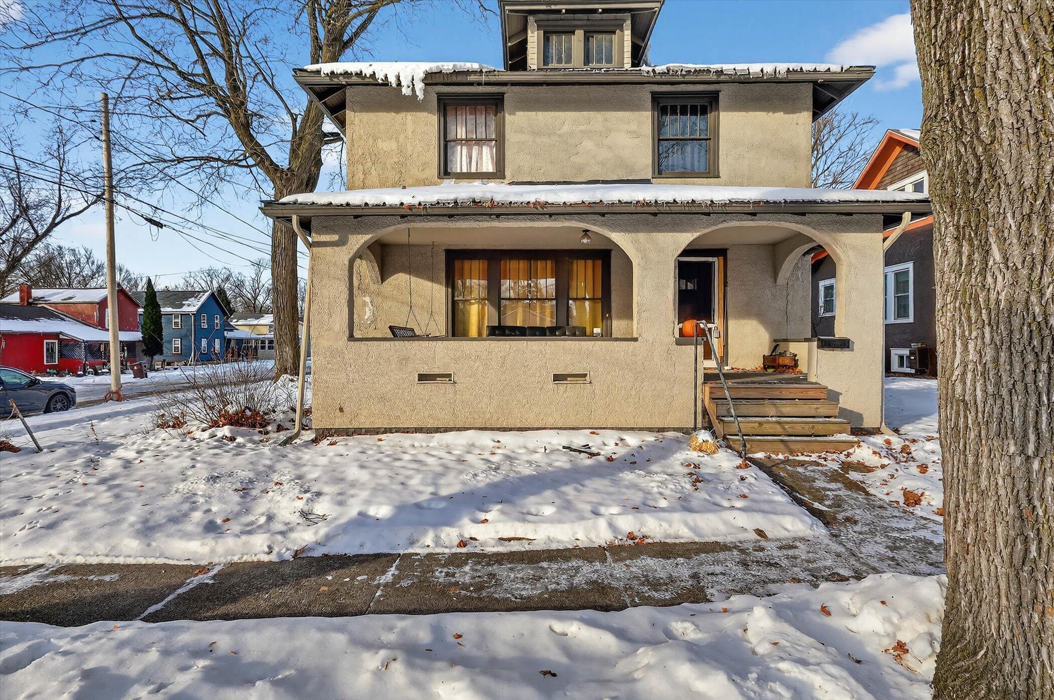 510 S Clinton Street